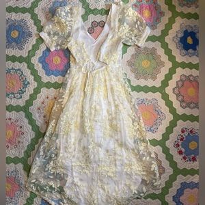 S Lulus floral dress